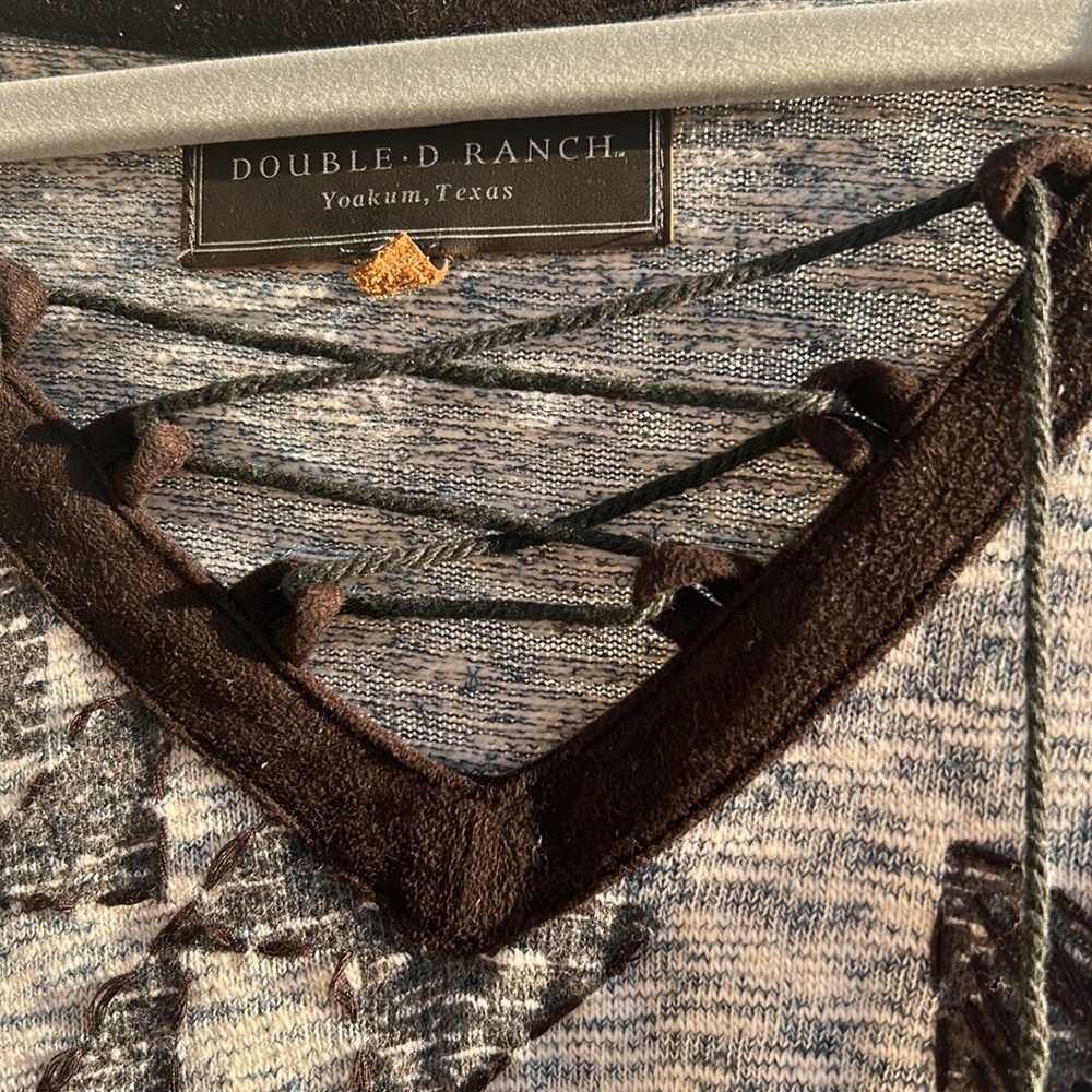 Double D Ranch Tunic - Picture 3 of 8